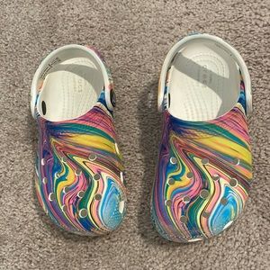 CROCS. Classic. Girls Size C10.